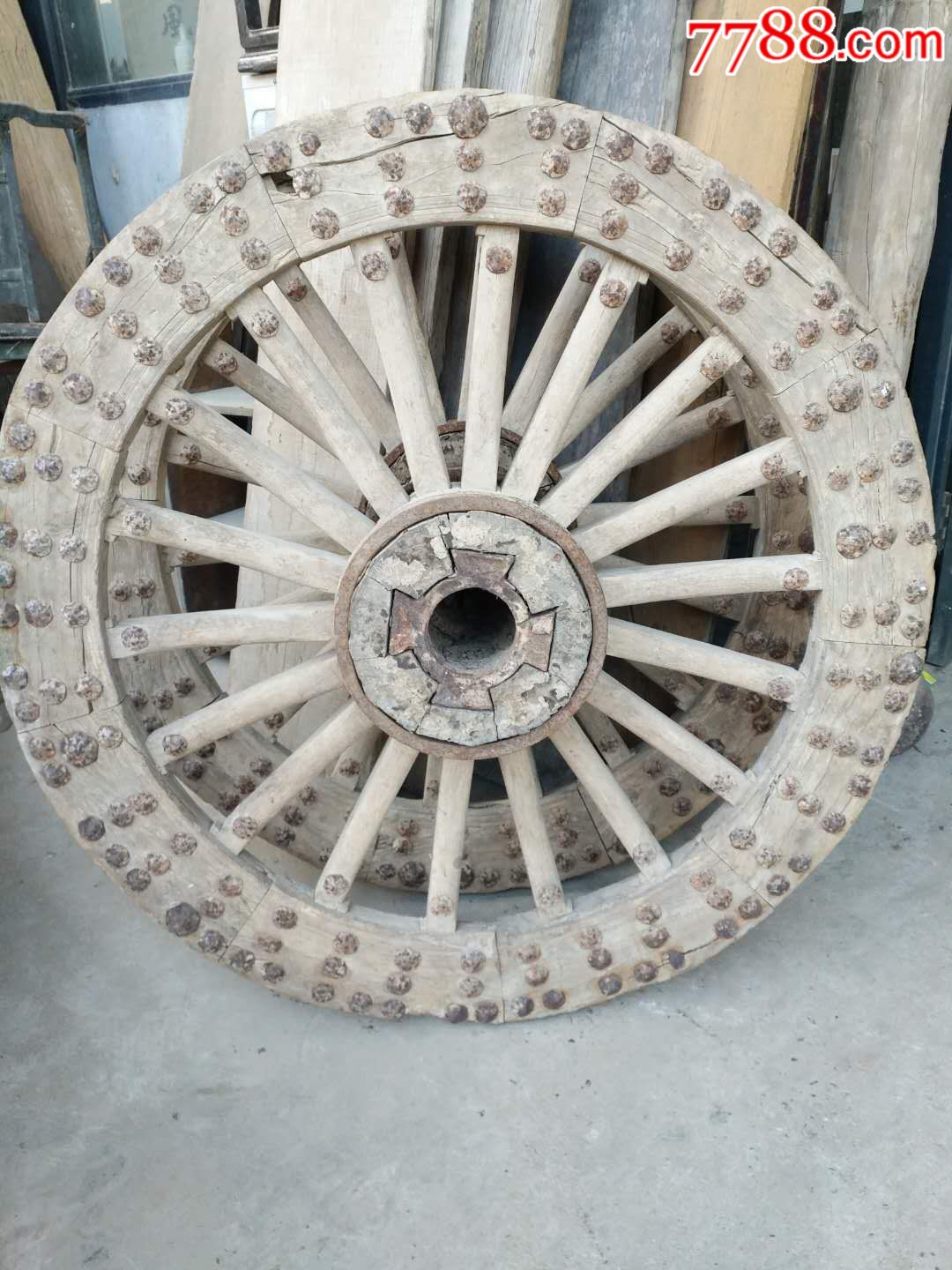 清代大车轱辘一对直经一米二