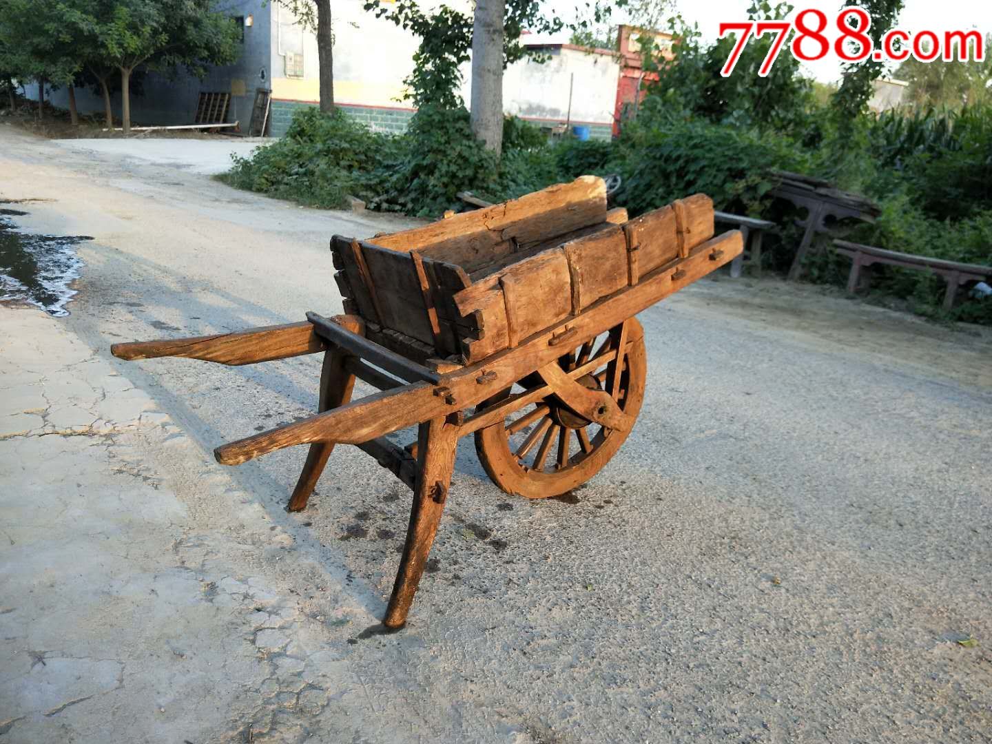 清代带斗木车,榆木料明式做,结实好用考究.