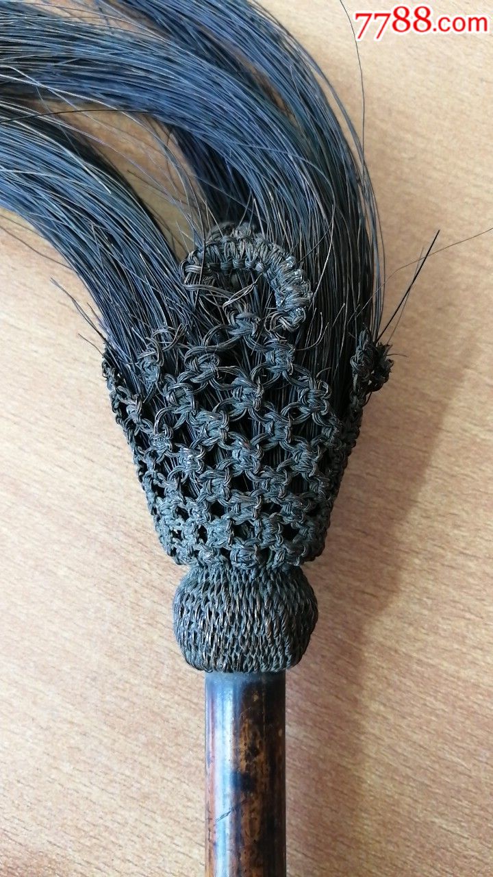 包浆红润的清代罗汉竹柄蝇甩子