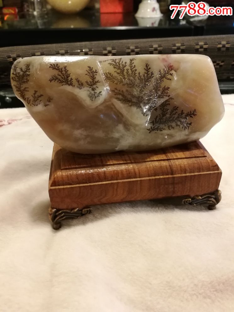 巴林鸡血粉冻水草随形摆件_价格2980元【石痴藏石馆】_第1张_7788商城