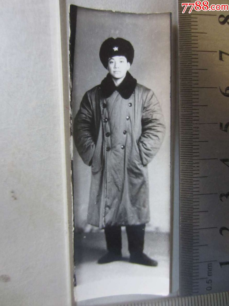 60年代的军大衣图片