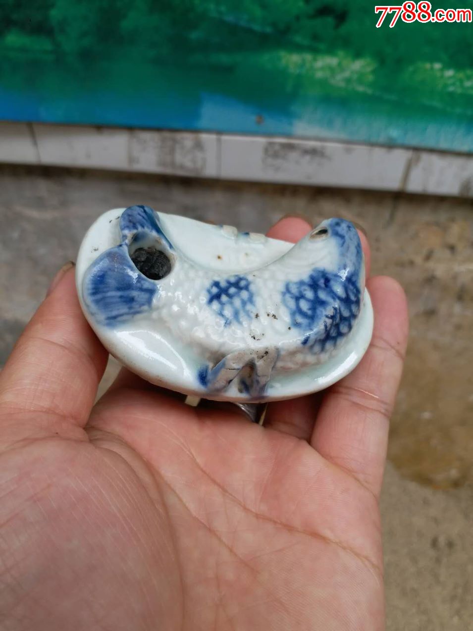 清代青花鱼形水滴