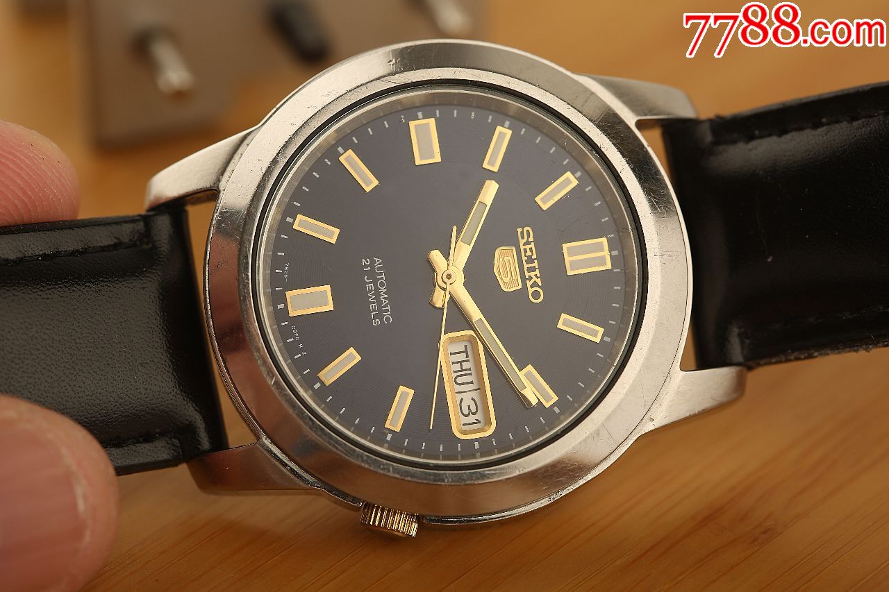 日本精工古董表金字5号经典黑面金针金字军表款4点位把头设计