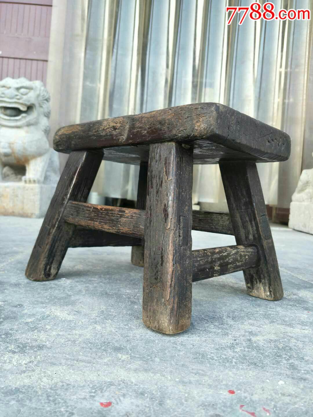 小凳,榆木,全品.用料厚重,四腿外扎,顶天立地!