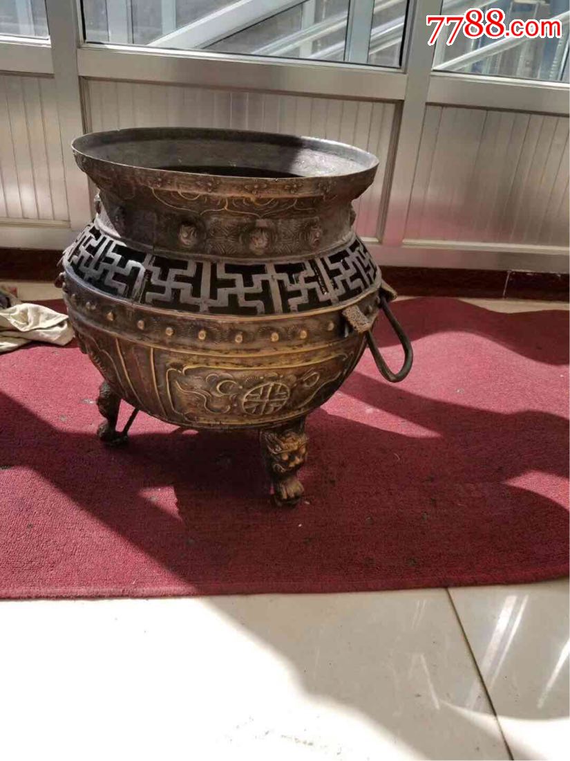 铜火盆