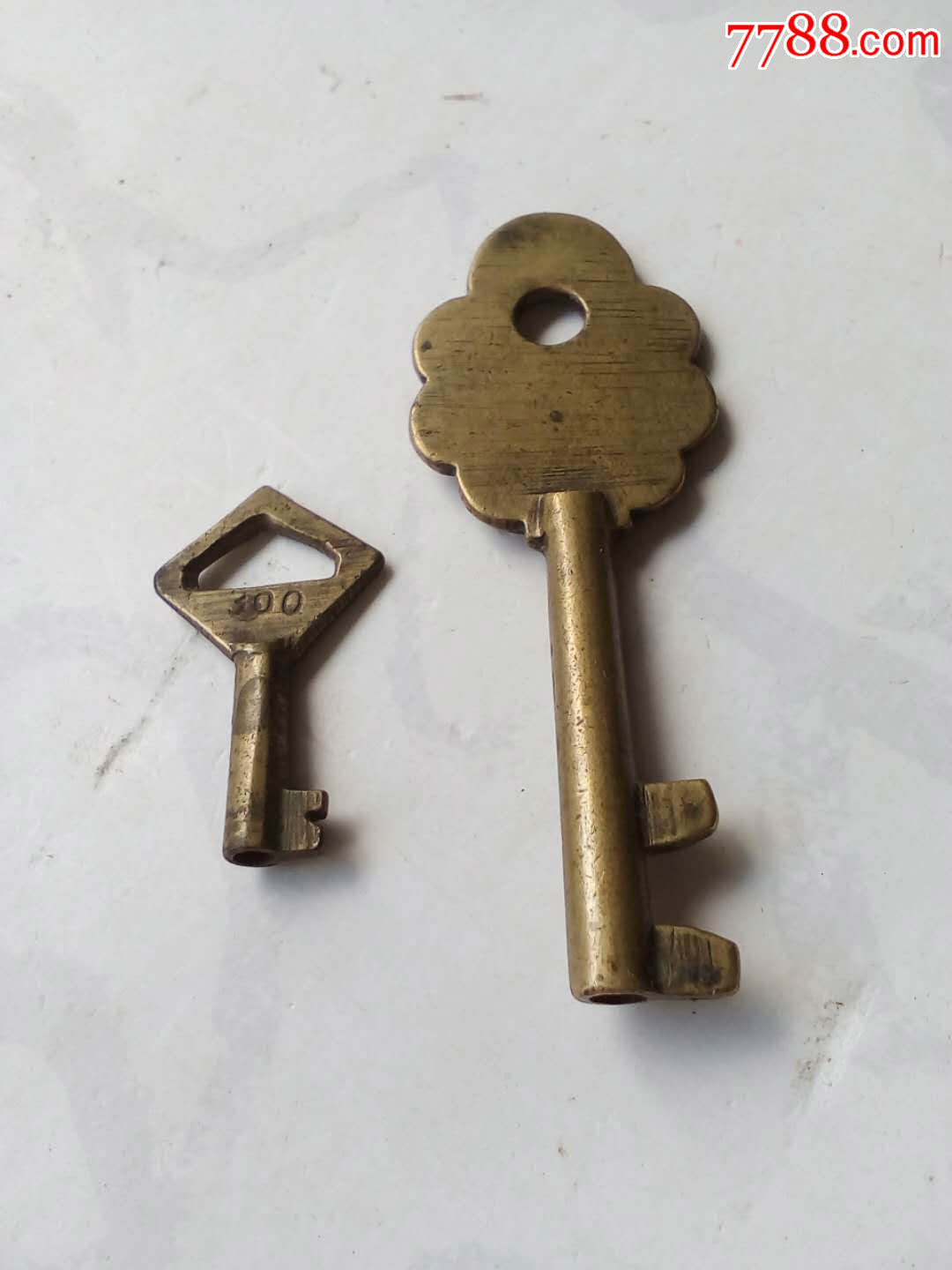 特殊--铜钥匙2把