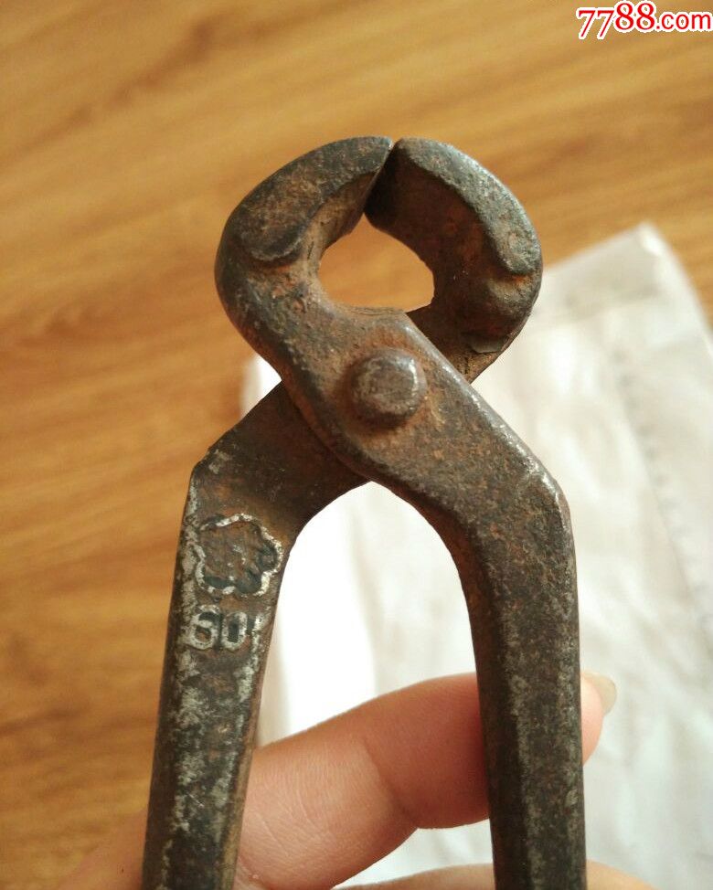 民国时期钳子----有标