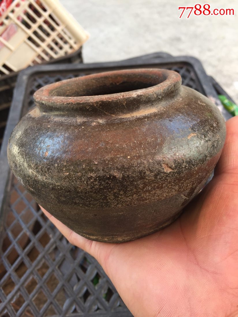 民国酱釉小水缸