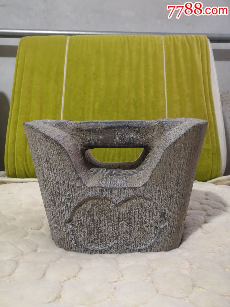 解放初期练功石锁