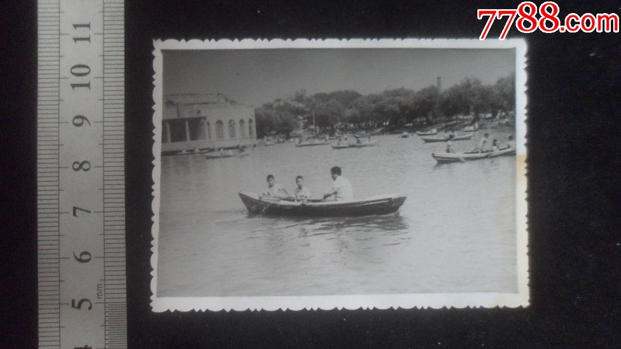 瀋陽小河沿,假日划船好去處