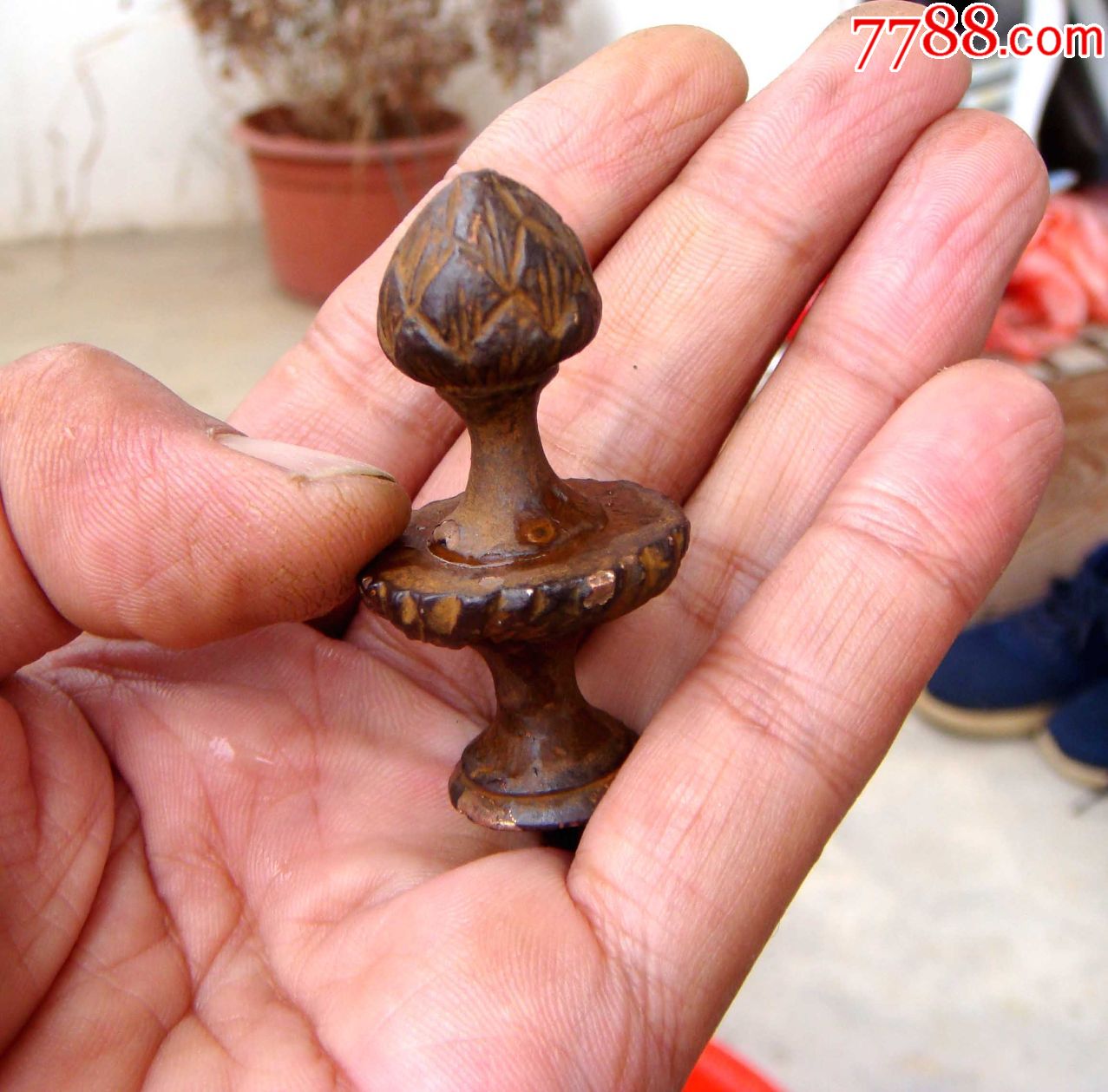 旋纹莲花(白莲教的法器)