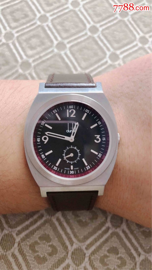 登喜路dunhill小三针手表