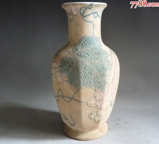 珍珠釉葡萄蝴蝶瓶_彩绘瓷/彩瓷_第2张_7788瓷器