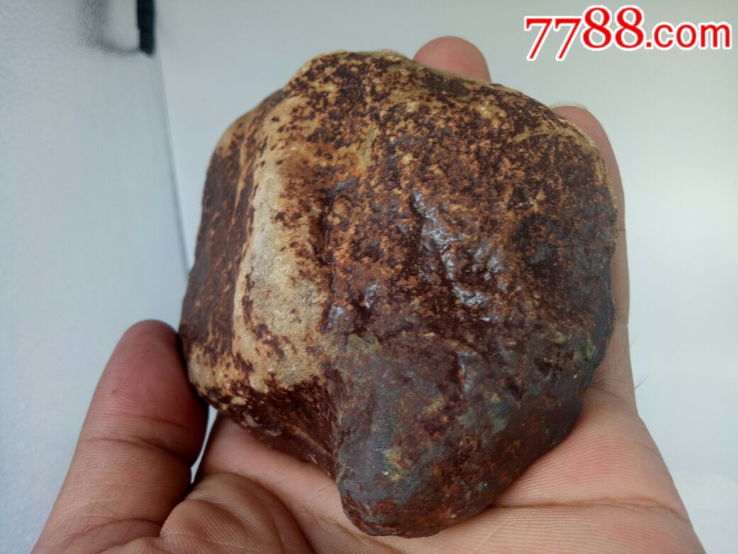 红色石陨石(无磁)