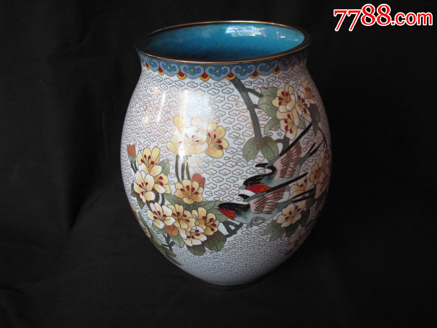 景泰蓝掐丝珐琅尊,纹饰:杏林春燕,金榜题名,寓意好