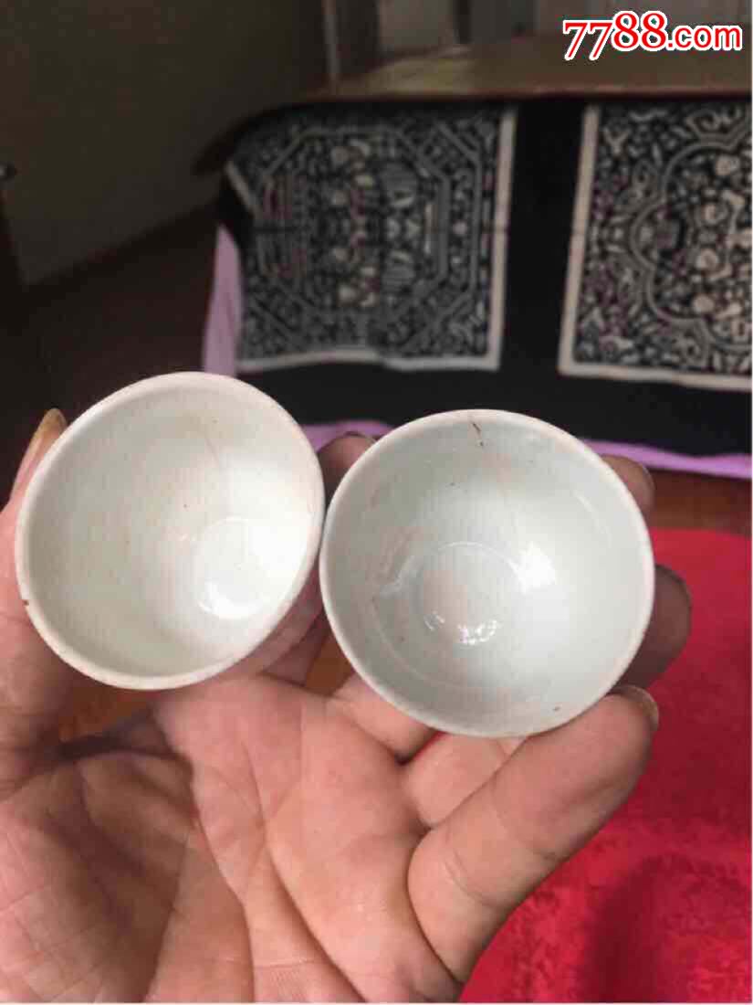 民国至解放初注浆花卉纹小杯3个(口5.4高3.6)看清图片