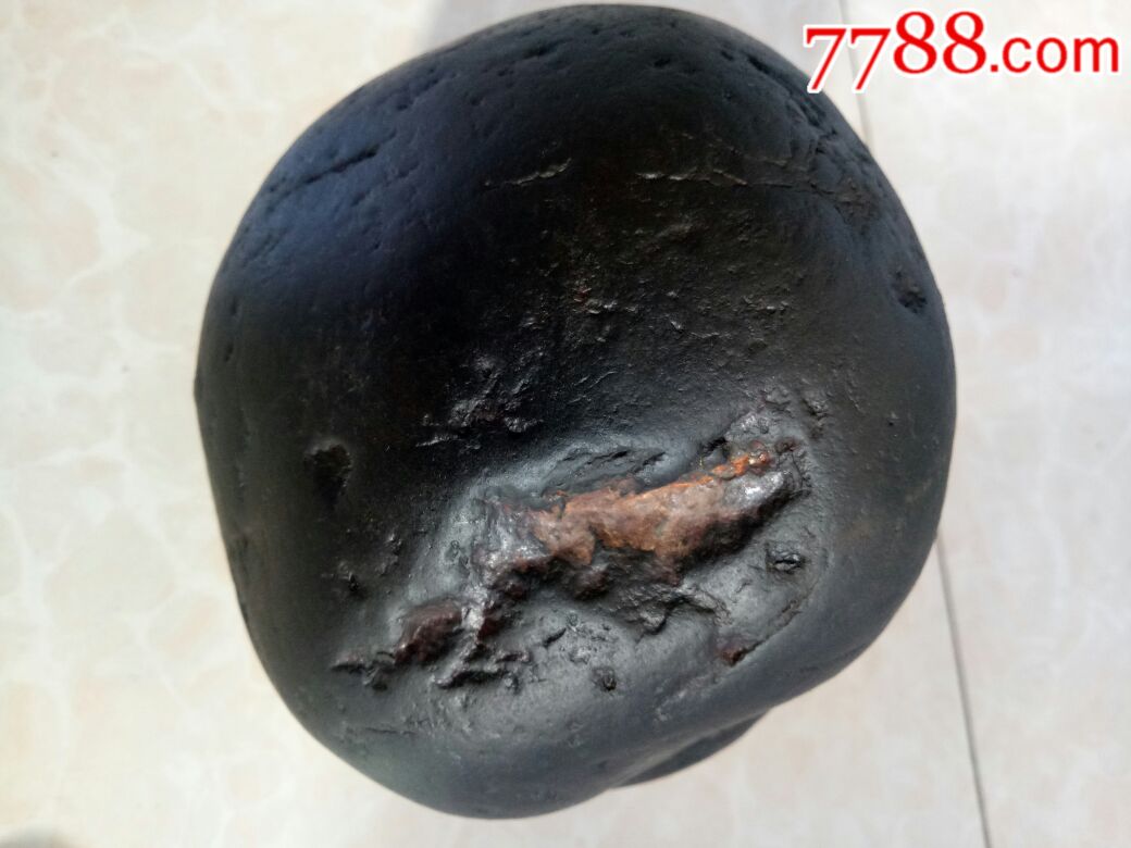 甘肃黑又亮陨石(弱磁)