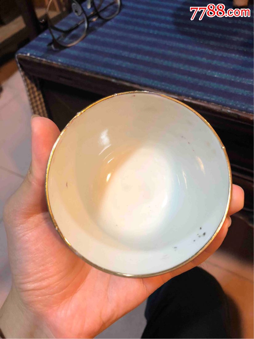 民国胭脂红釉山水茶杯