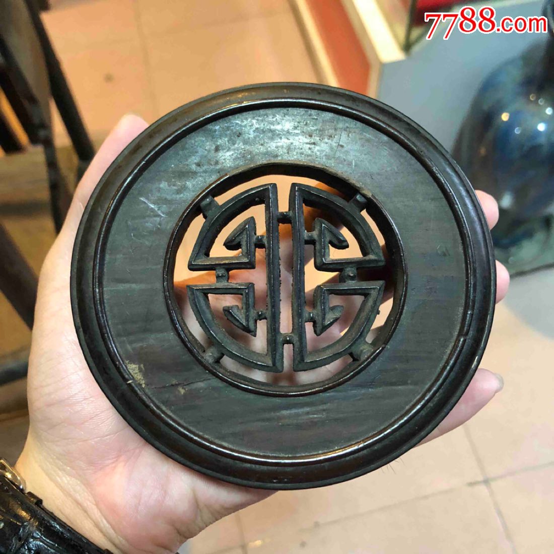 清代酸枝寿字纹熏炉盖子