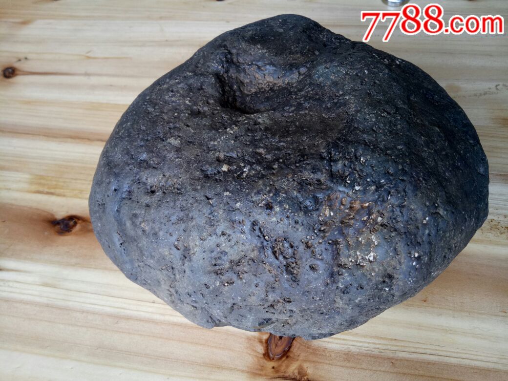 碳质陨石(弱磁