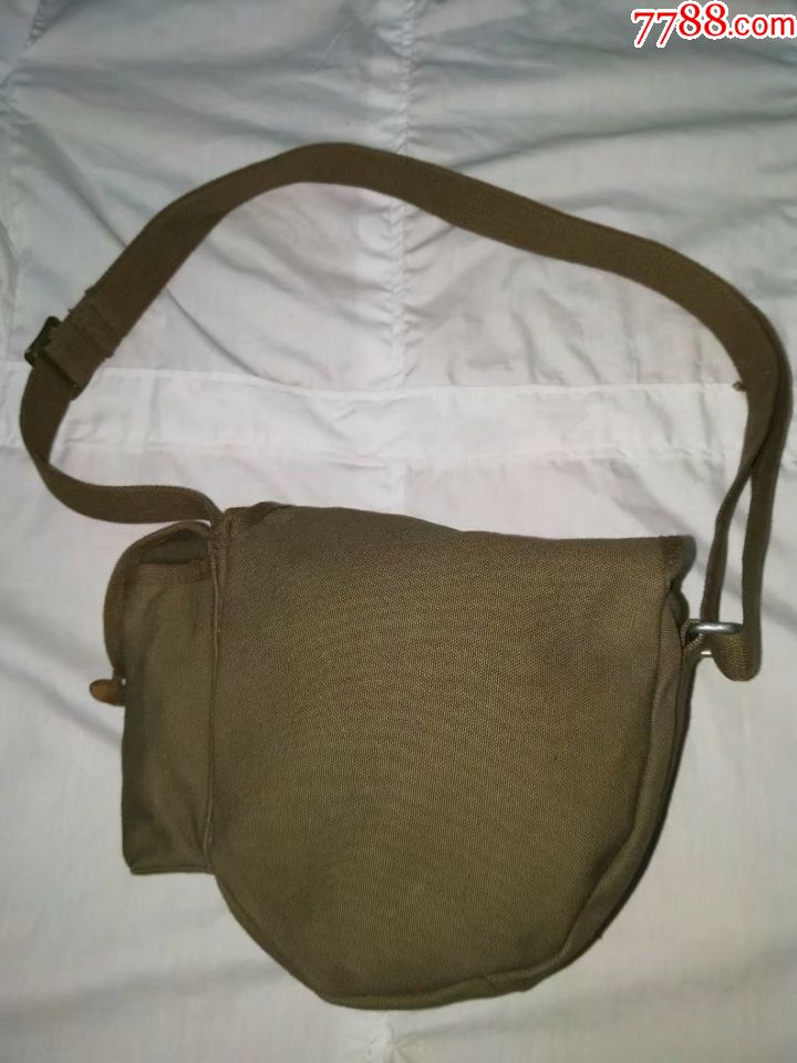 库存老货正品3521厂70年产56式班用机枪弹链袋红色收藏品