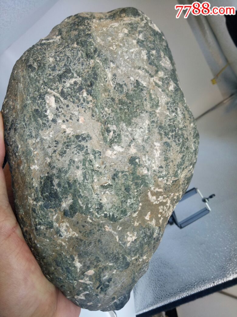 绿色玉化陨石(弱磁),陨石,天然陨石,矿物晶体,云南,10--30厘米_第6张