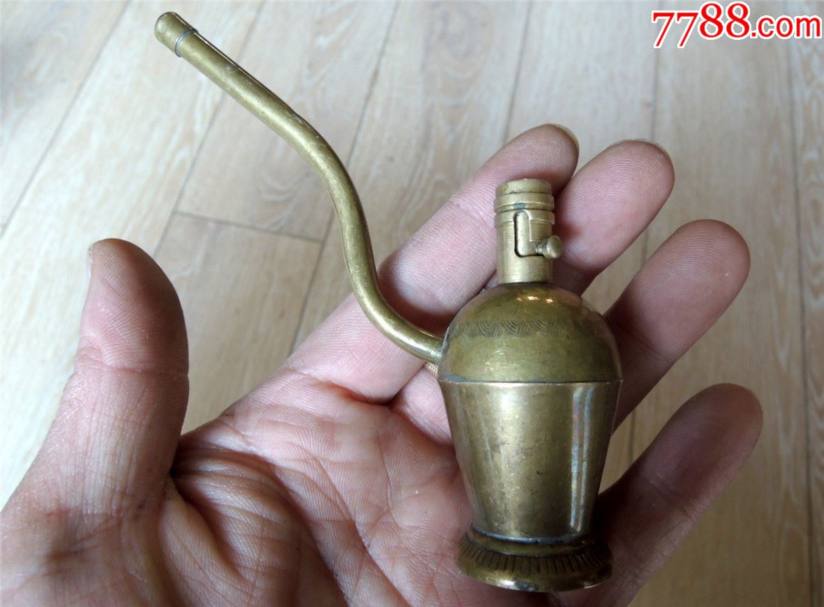 烟具收藏1810边疆早期自制小号异型单嘴可调节錾花铜水烟壶43g