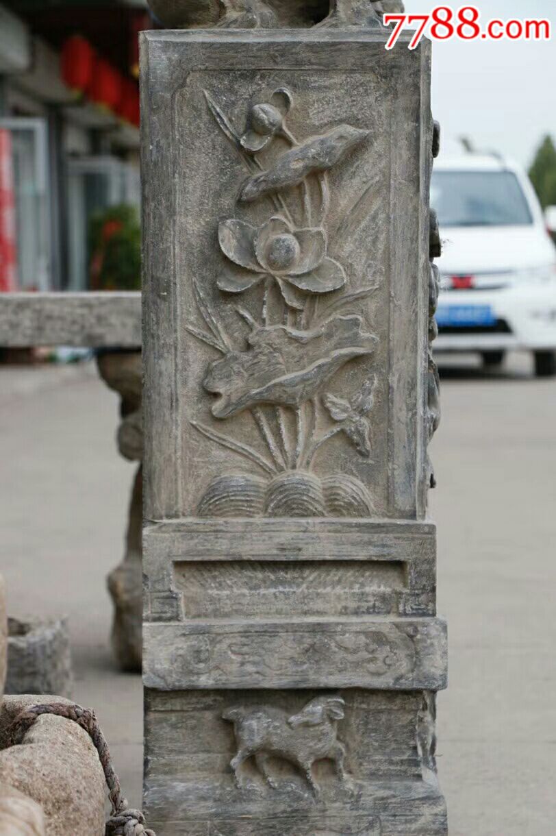 【青石精品门墩石】品相如图,雕刻细腻,皮壳略有风化,旧时古建筑庭院