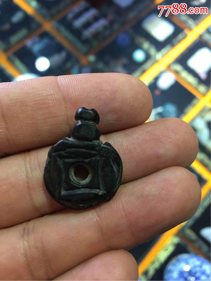 辽金煤精石甲虫挂件