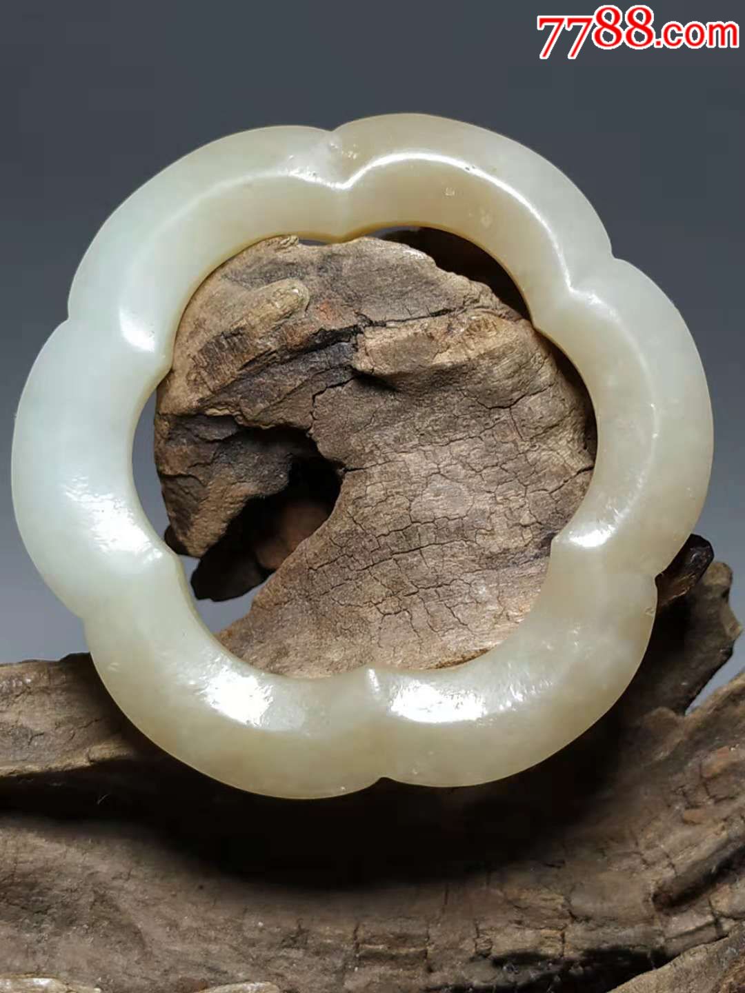 和田青白玉海棠环