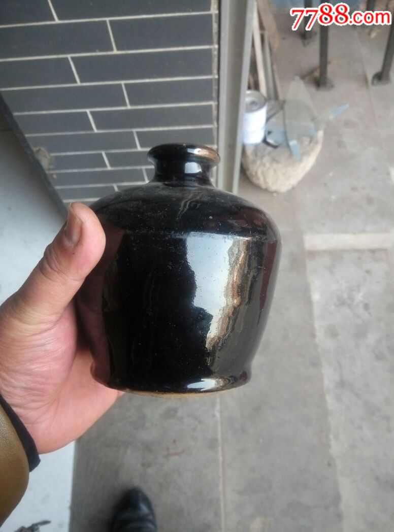 清代磁州窑嘟噜瓶高12厘米底小磕余完整