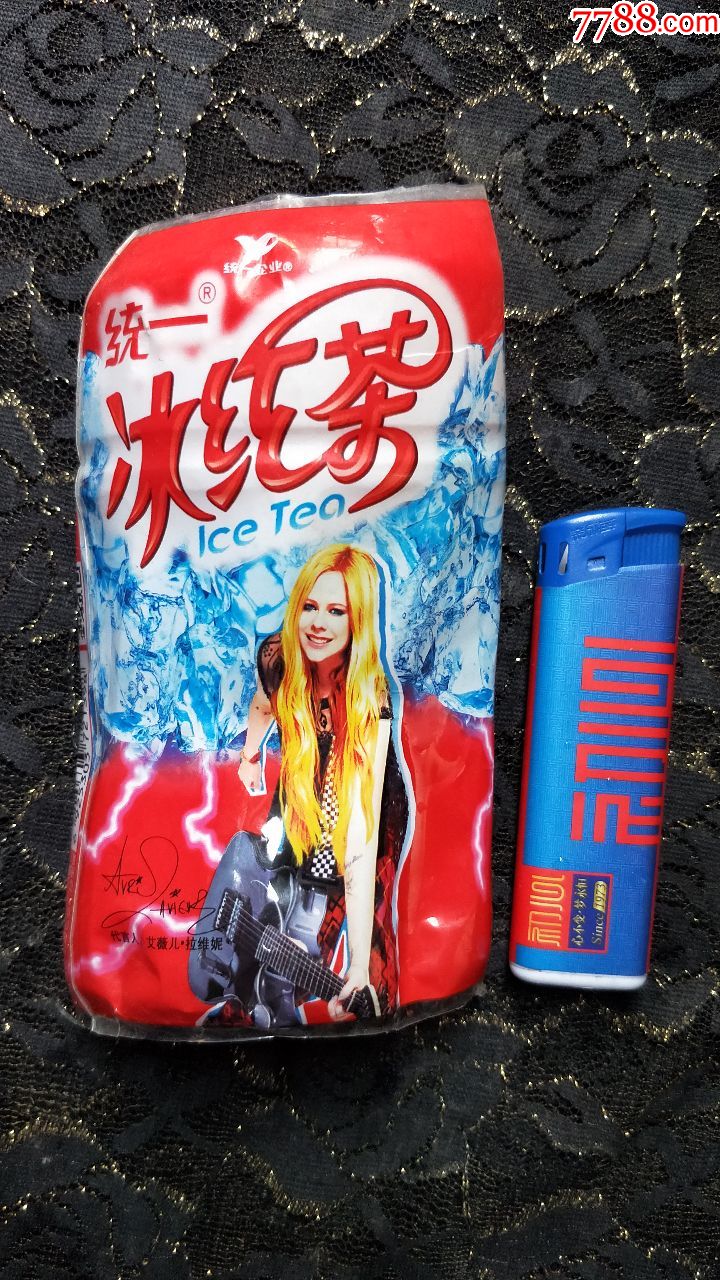 瓶标收藏-统一冰红茶(14年艾维尔拉维妮代言)