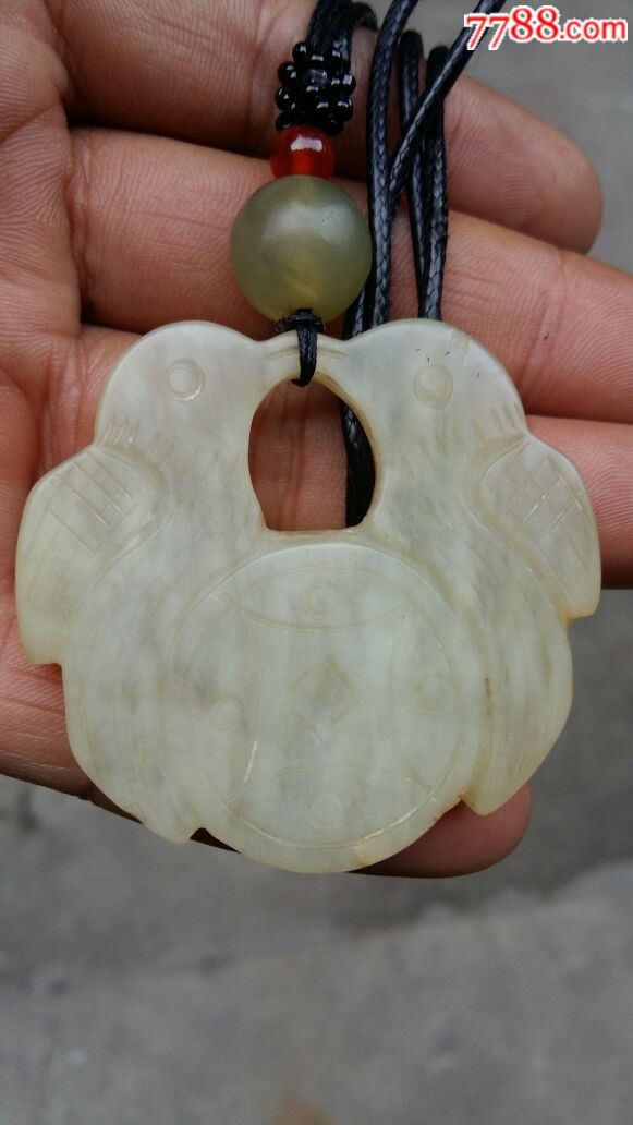 宋代双禽玉佩一件