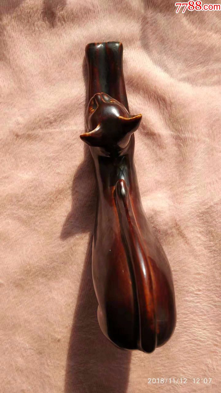 北宋定窑狸猫塑像