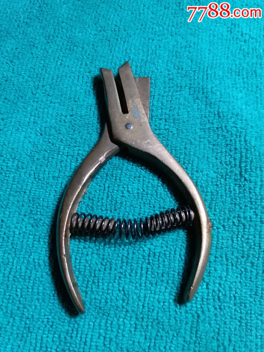 售票员使用的检票钳,不还价