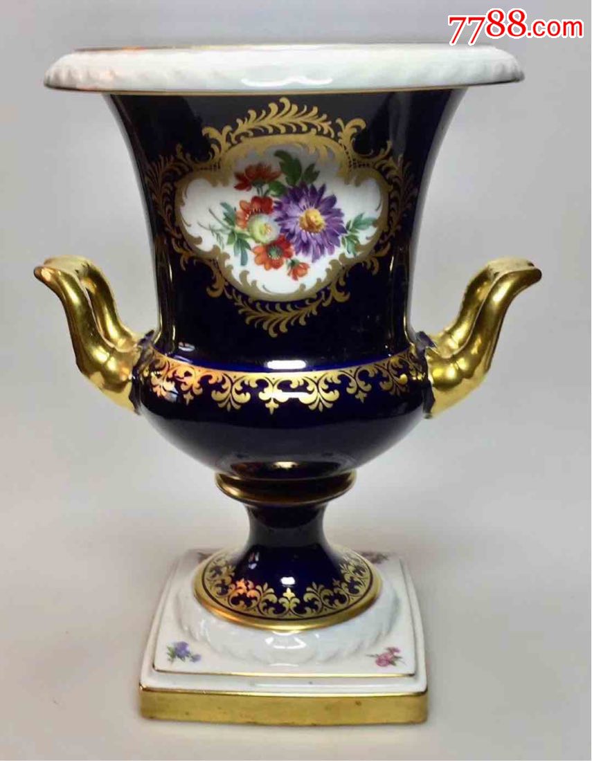 精美德国kaiser骨瓷精美钴蓝色手绘花绘鎏金边大型双耳造型超级漂亮