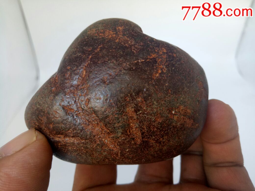 月亮红陨石(弱磁)