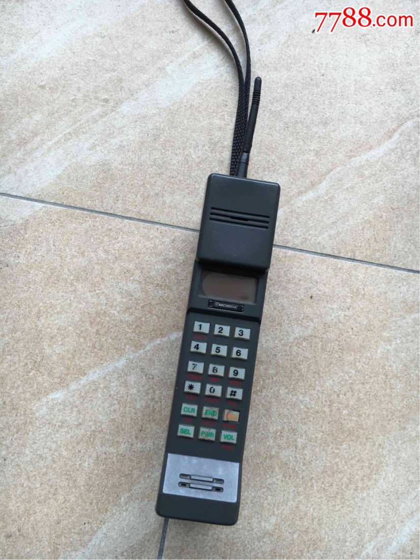 诺基亚1320大哥大