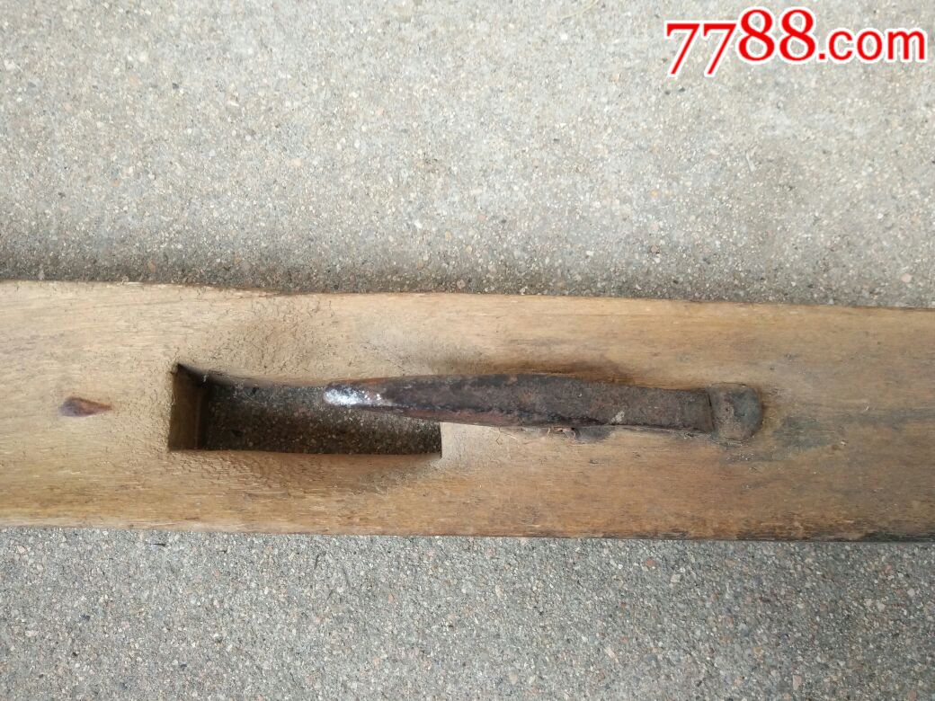 木头做的玉米脱粒器稀少的民俗用品
