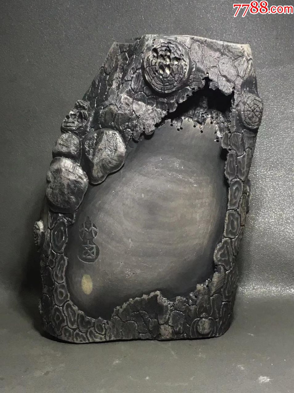 清代竹窗高士奇款老树头有眼端砚