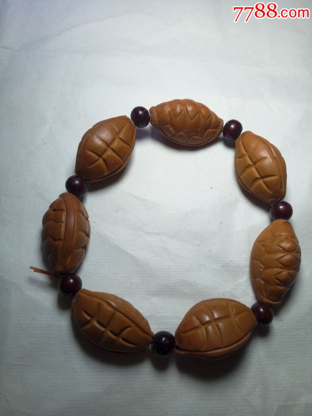 橄榄核手串富甲一方