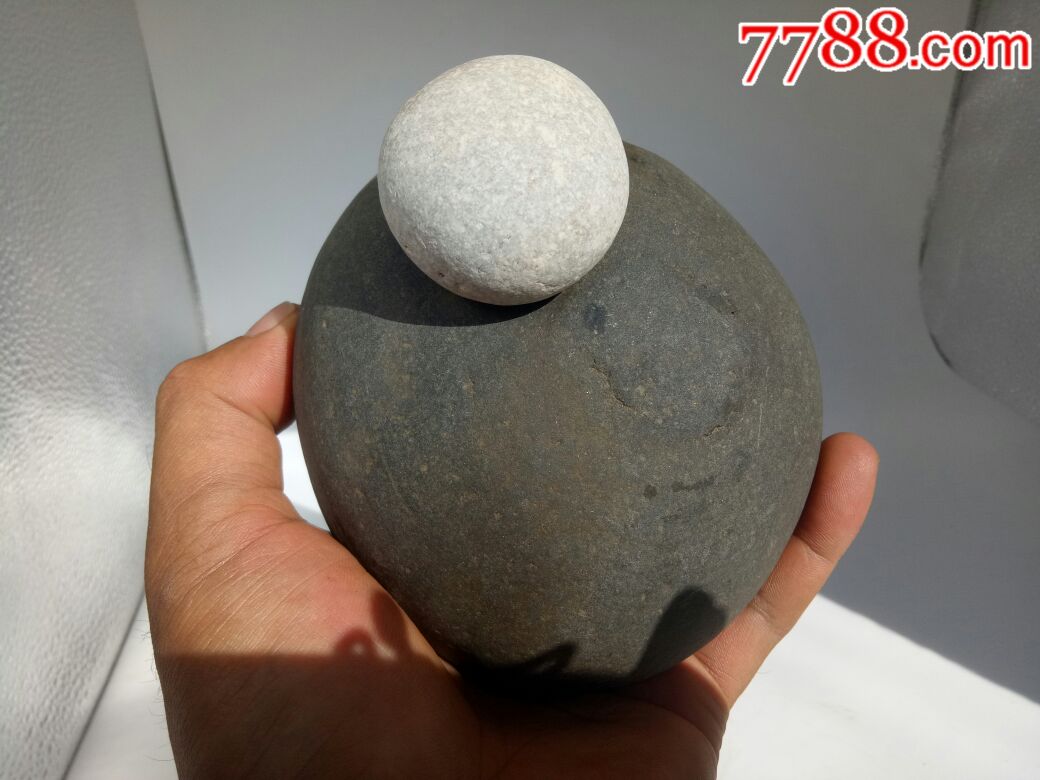 碳质陨石(无磁(圆)