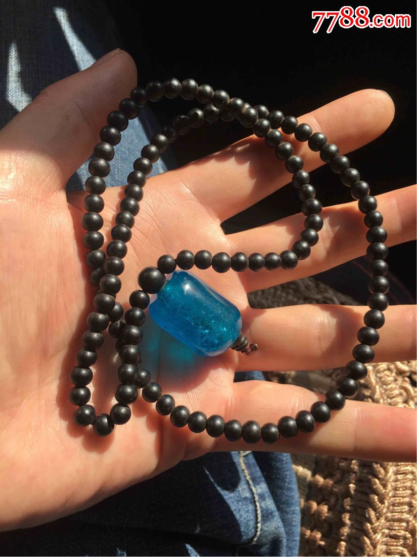 清代海蓝宝贸易珠一颗