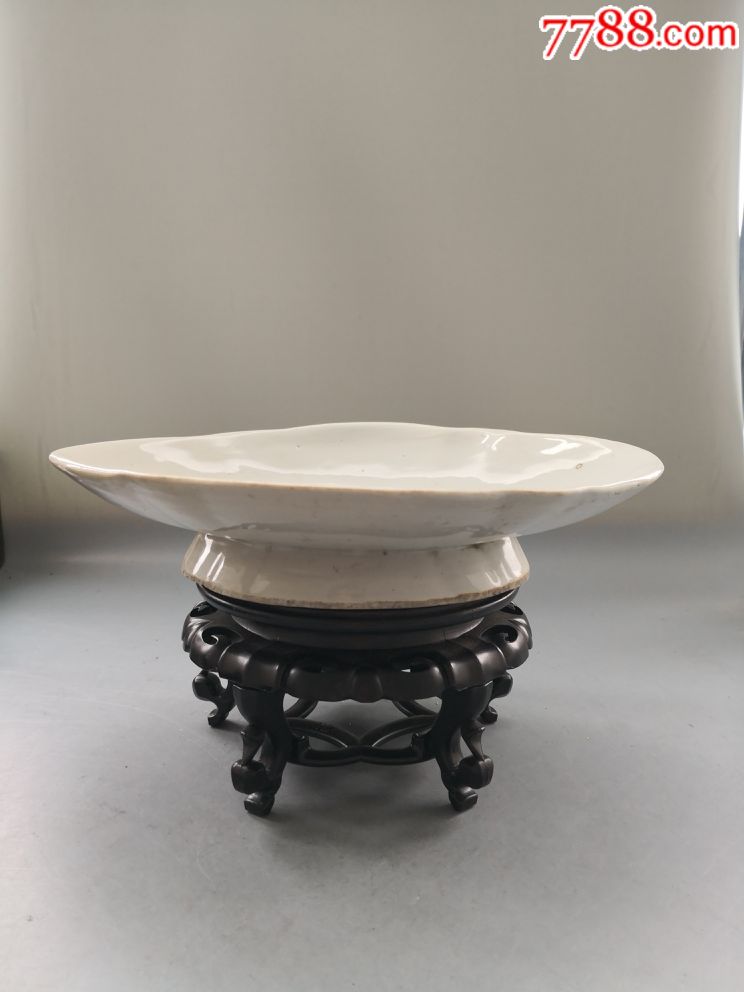 民国白釉海棠盘