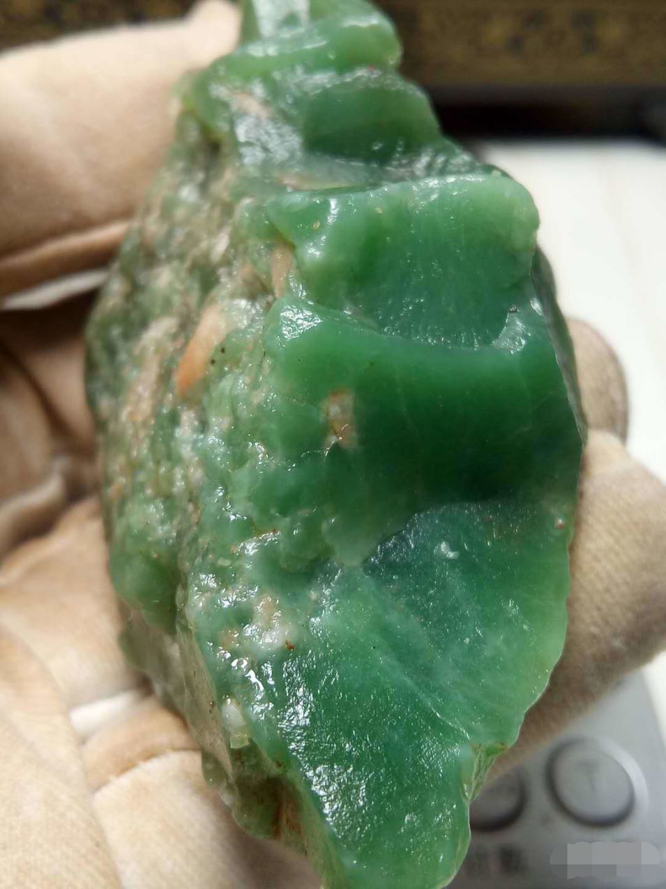 100.9克西安绿冻石