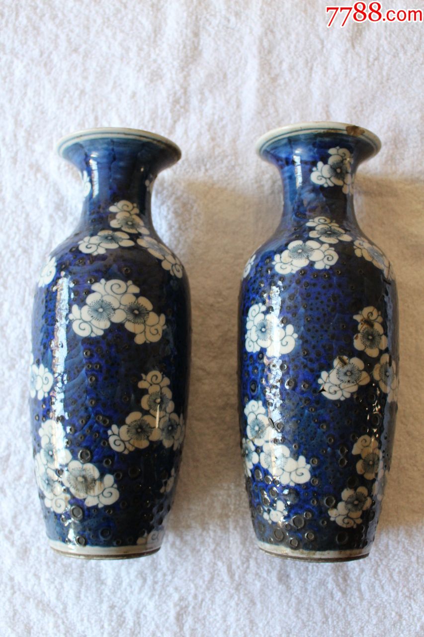清代康熙冰梅花瓶一对