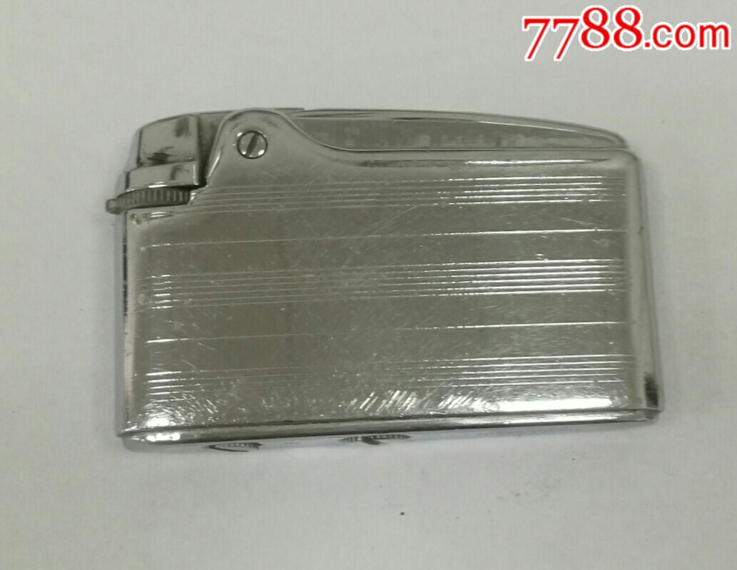 早期磕头燃油打火机