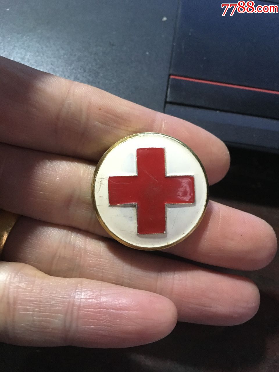 红十字徽章一枚_第1张_7788收藏__中国收藏热线