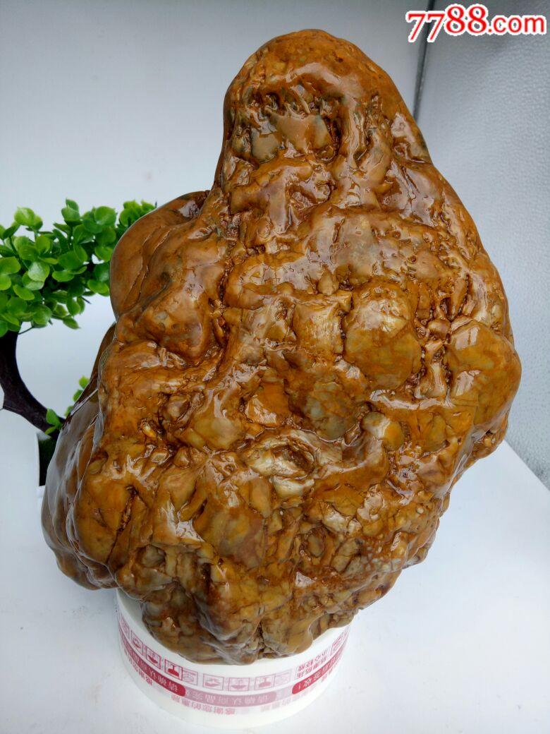 月亮玉化陨石(打坐金佛)