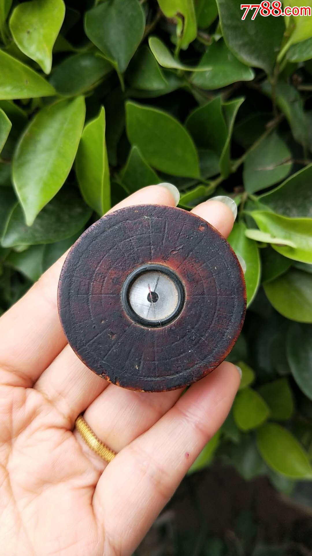 清代木制指南针